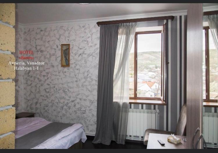 Baron Hotel Vanadzor Eksteriør billede